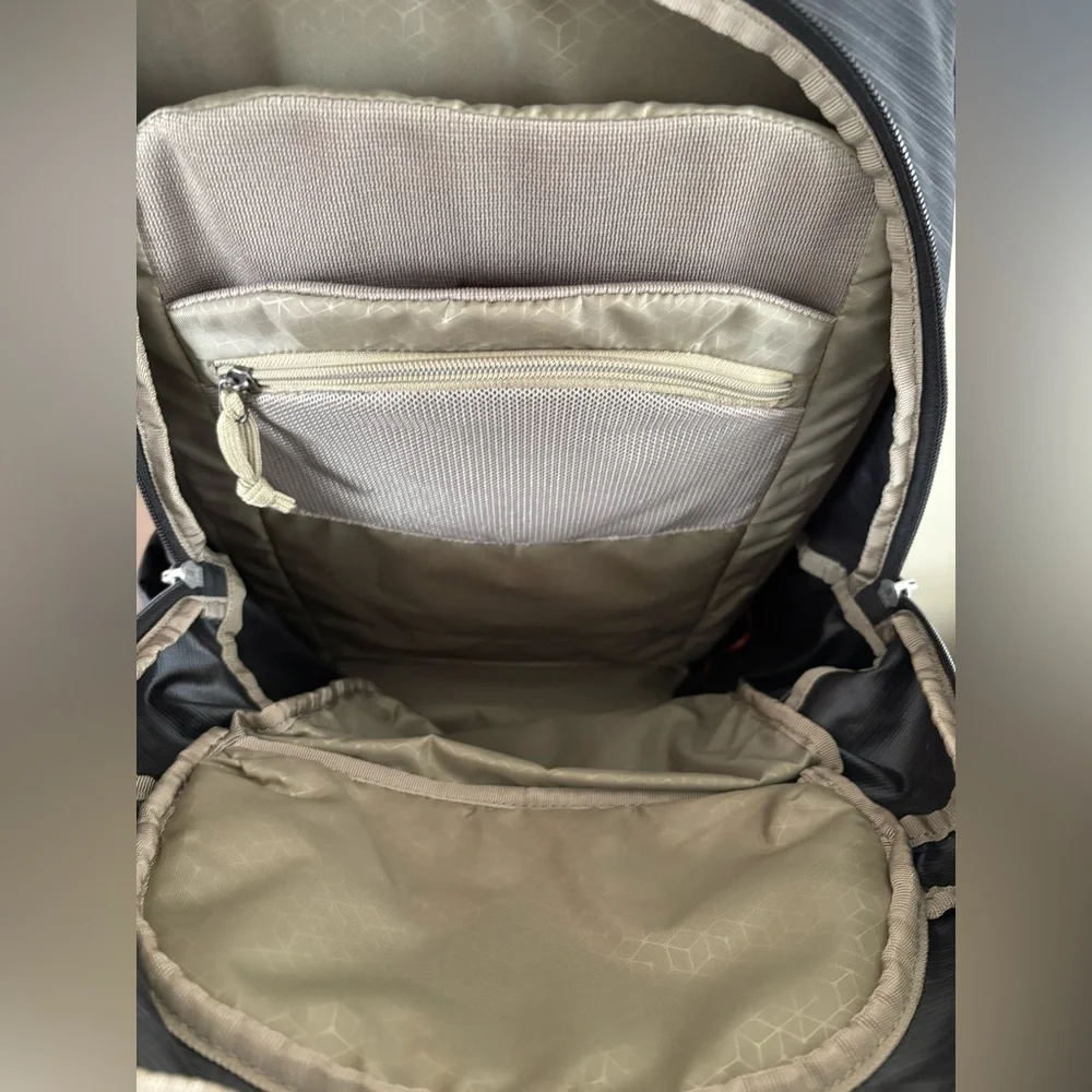 Thule Construct 24L Black Laptop Backpack